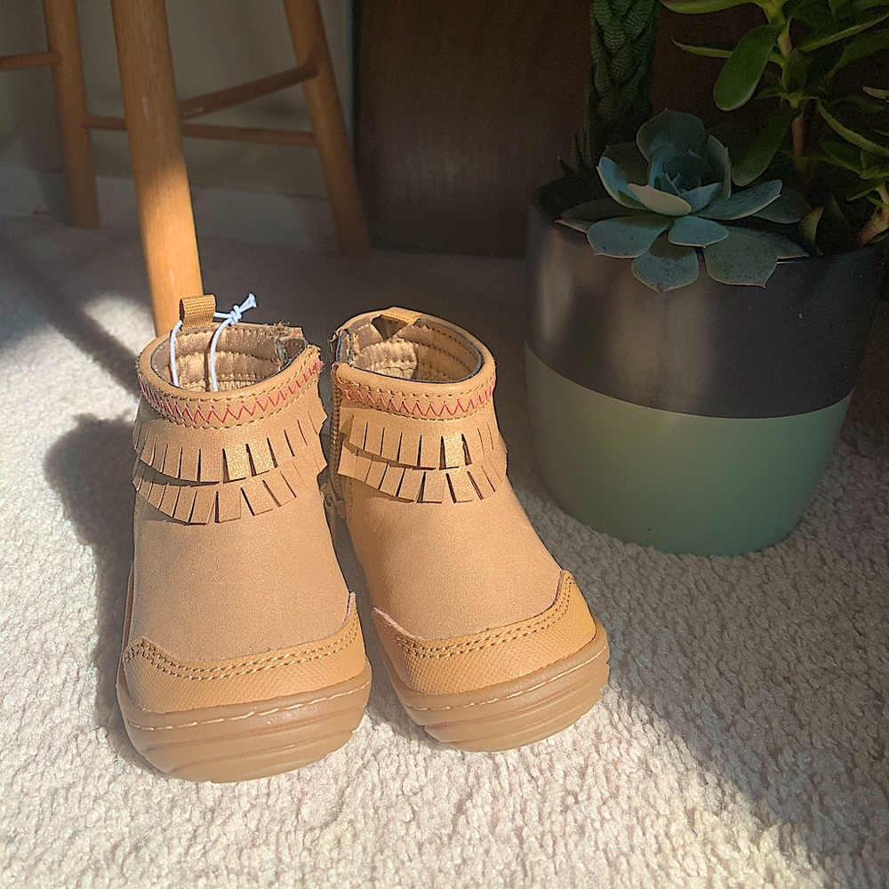 Stride Rite Moccasin baby boots (size 4)
